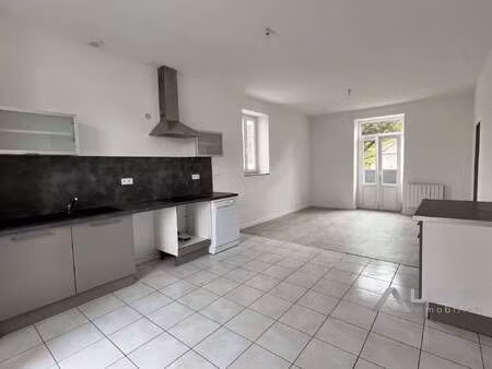 location appartement 3 pièces à rocheservière (85620) : à louer 3 pièces / 59m² rocheservi