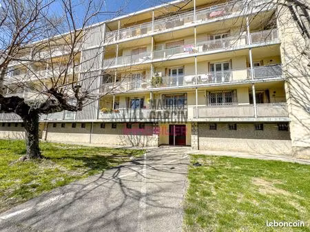 appartement 3 pièces 65 m²