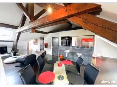 loft atypique 80 m² – poutres apparentes – 2 chambres – centre belfort