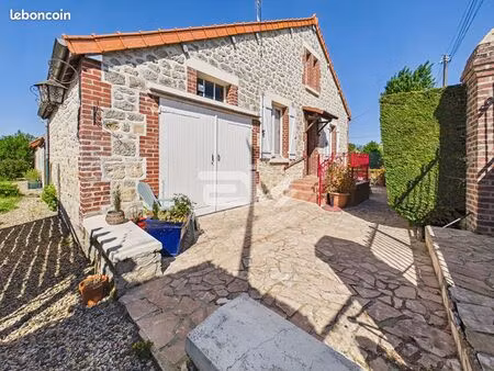 maison 3 pièces 80 m²