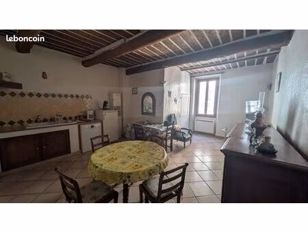 maison de village 4 pièces 92 m²
