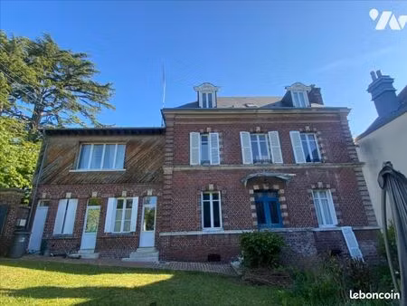 maison 7 pièces 140 m²