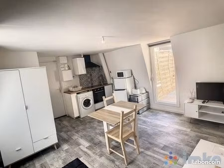 studio 1 pièce 23 m²