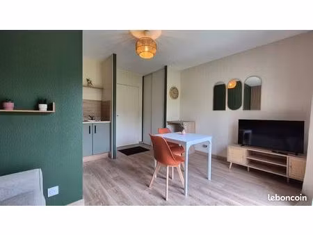 studio 1 pièce 18 m²