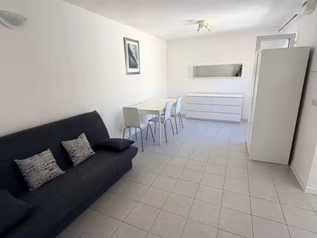 t1 meublé capelette