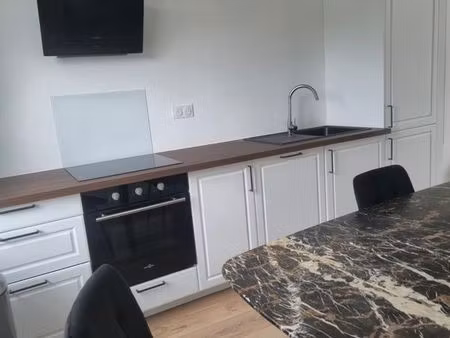 t5 meublé en duplex de 120 m² fraîchement rénové — aux portes de redon
