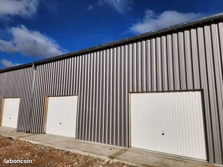 box/local/garde meuble pour stockage de 40m²