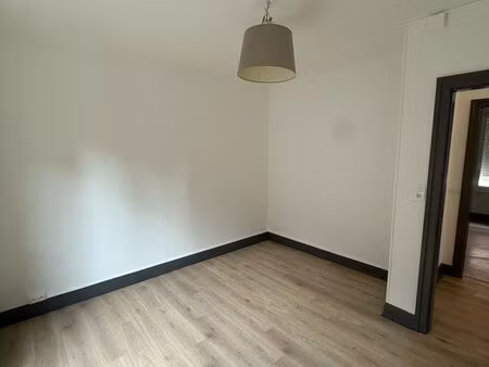 t3 belfort  rue d’evette  65m2