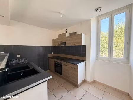 appartement 2 pièces 64 m²
