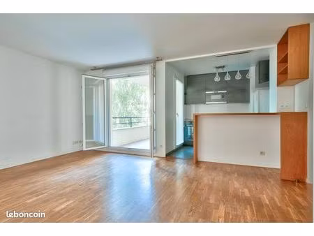 appartement 2 pièces 48 m²