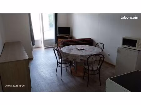 t2 meublé au cœur du village de monferran-savès