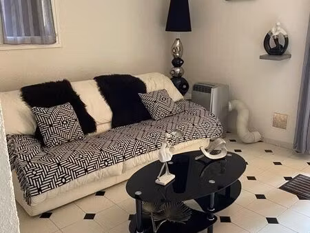 a 5 minutes de propriano loue à l’année t2 meublé