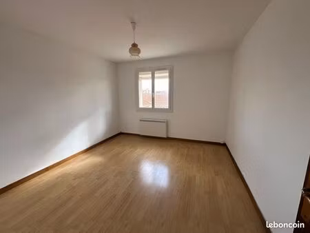 appartement a louer valras
