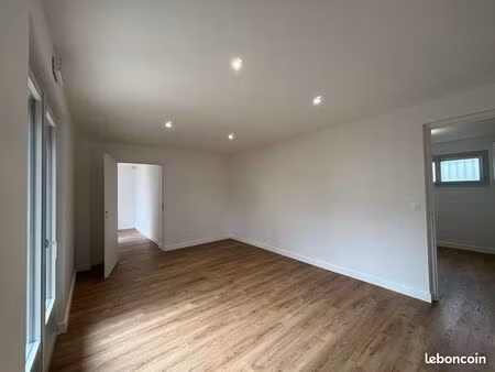 à louer - local d’activité refait à neuf - 35m2 - cauderan