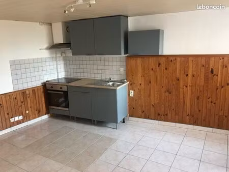 maison à louer 2ch avec terrasse