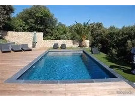 maison 104m2 avec jardin et piscine enterrée proche golf