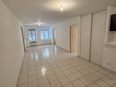 t2 49 m² centre neuville