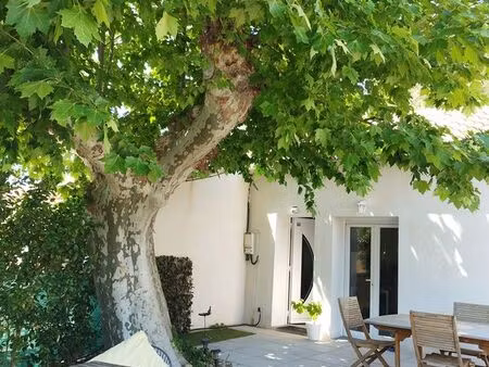 location villa sur eyguières