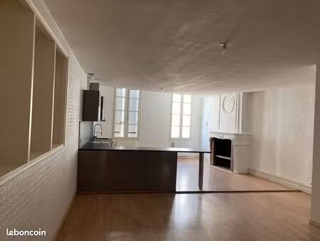 appartement 3 pièces 83 m²