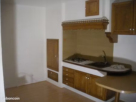 appartement t2 centre ville cazeres