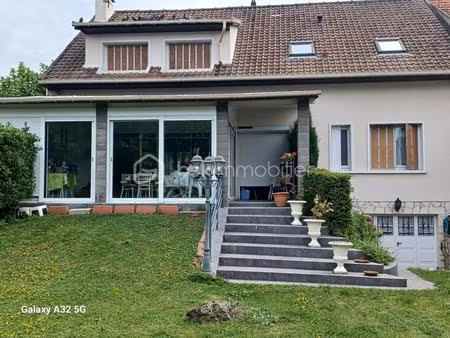 charmante maison familiale avec jardin - quartier calme et recherche