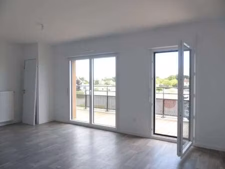 location appartement 3 pièces à clisson (44190) : à louer 3 pièces / 69m² clisson