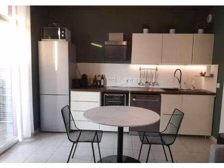 location appartement 2 pièces à bègles (33130) : à louer 2 pièces / 42m² bègles