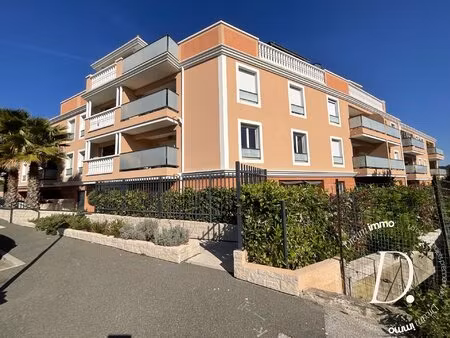 appartement 2 pièces 43m2 jardin privatif 38 m² + parking