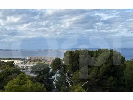 location appartement  m² t-3 à marseille 8  1 130 €