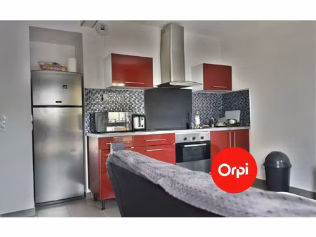 location appartement  m² t-1 à saint-priest  731 €