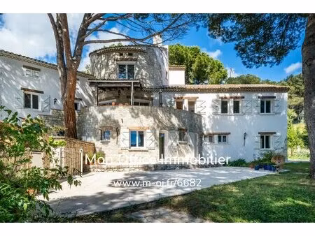 référence : 6682-pba - maison 270 m2 avec sous sol  dépendance de 40 m2 + garage sur 2300.