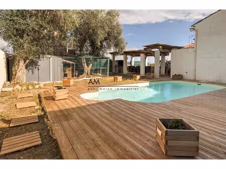 maison de village 6 pièces avec jardin et piscine châteauneuf-
