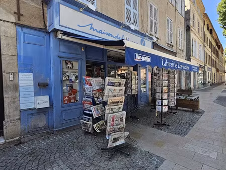 vente locaux professionnels 0 pièces 112 m² à lorgues (83510)  280 000 €