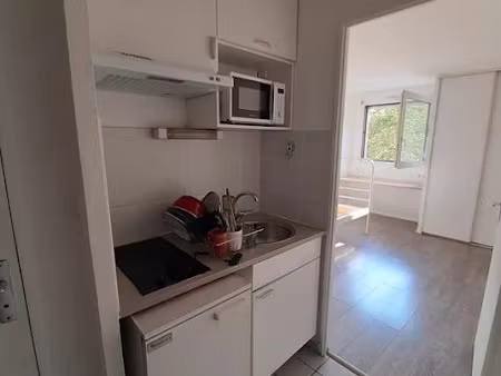 location meublée appartement 1 pièce 19 m² à lyon 3ème (69003)  600 €
