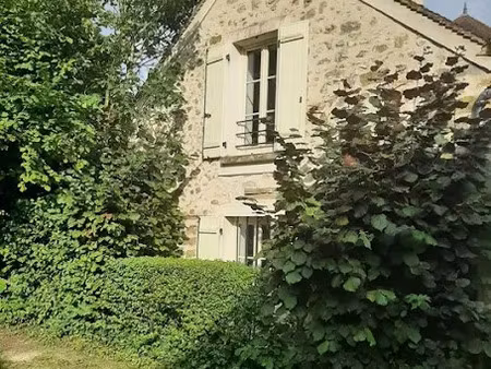 location meublée appartement 1 pièce 29 m² à samois-sur-seine (77920)  680 €