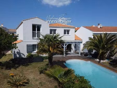 vente maison piscine à notre-dame-de-monts (85690) : à vendre piscine / 176m² notre-dame-d