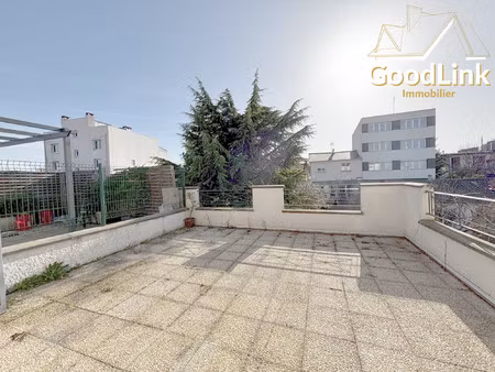 appartement avec grande terrasse exposée plein sud