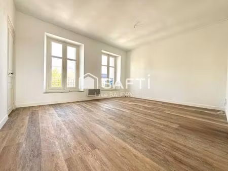 duplex lumineux avec vue dégagée sur le centre-ville de fontenay-le-comte