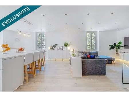 appartement rénové 3ch dans une bâtisse historique