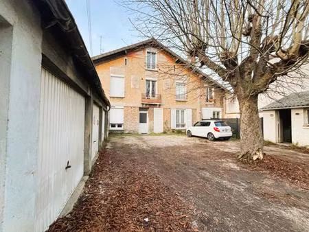 houilles : studio comme un 2p