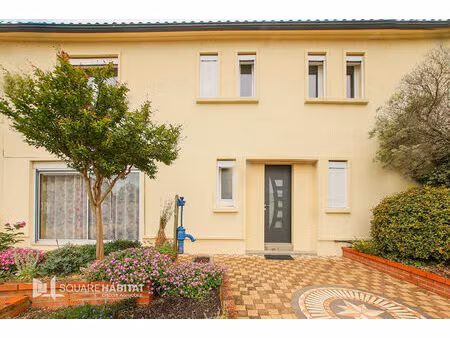 maison bellevigny 7 pièce(s) 144 m2