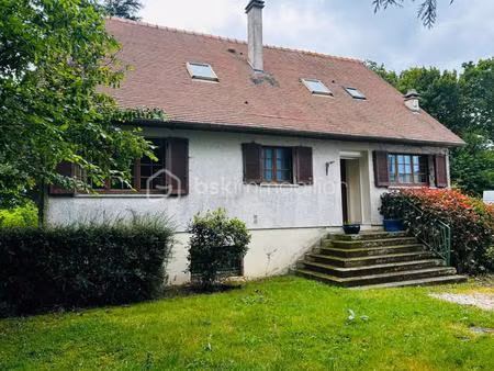 belle maison familiale avec suite parentale et grand terrain