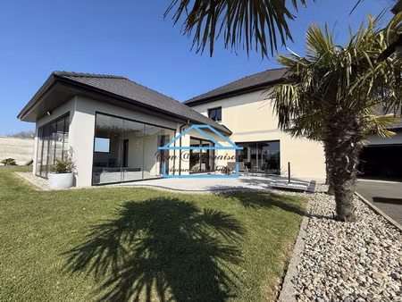 propriété contemporaine - 7 pièces 205m²