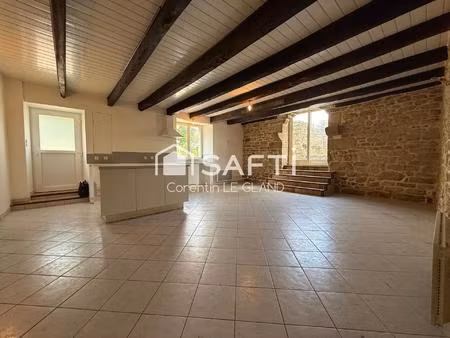 belle maison en pierre  potentiel 200m²