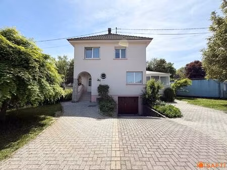 maison à potentiel pro  emplacement stratégique