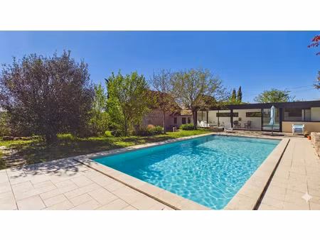 maison de charme 6 pièces avec piscine  hameau paisible