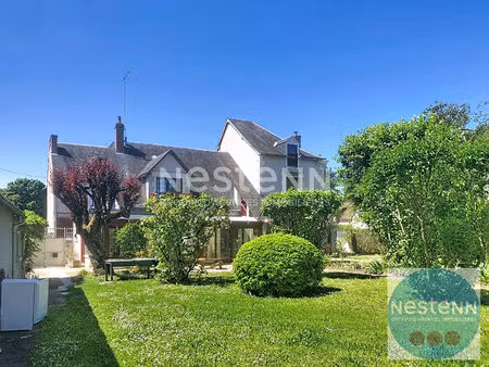 rare sur le marché - maison bourgeoise de 12 pièces à vendre au coeur de cellettes