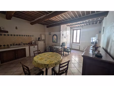 à vendre maison de village t4 91.5m² avec garage à gonfaron