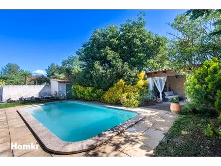 saint-chamas – superbe villa t4 avec piscine  pool house et jardin arboré