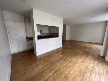 bruxelles centre  magnifique appartement +/- 100 m² 2 ch